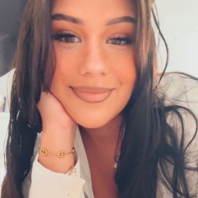 Lucya, Babysitter à Montigny-le-Tilleul