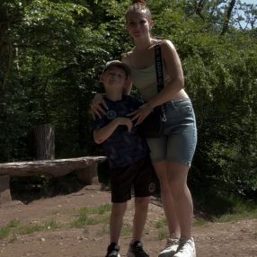 Eloise, Gezin in Thuin