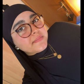 Zeinab, Babysitter à Waregem