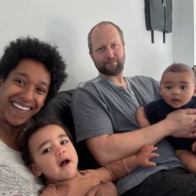 Abeba, Gezin in Villers-le-Bouillet