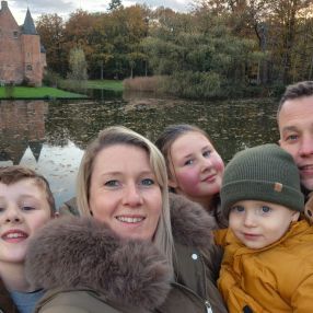 Melissa, Gezin in Izegem