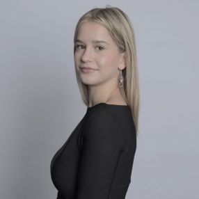 Noemie, Babysit in Leval-Trahegnies