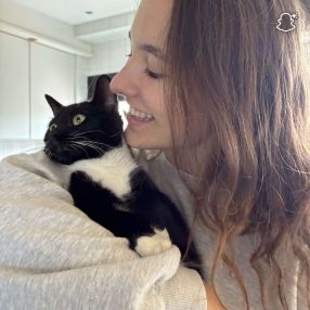 Luna, Babysitter à Aartselaar