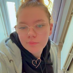 Shania, Babysitter in Lokeren
