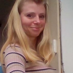 Sasja, Babysitter à Olen