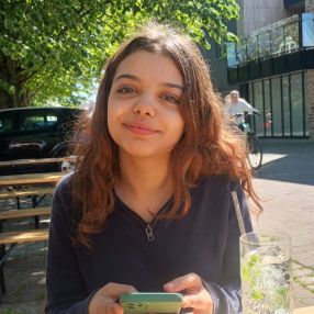 Chaima, Babysitter à Bonheiden