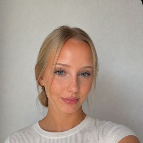 Maja, Babysit in Overpelt