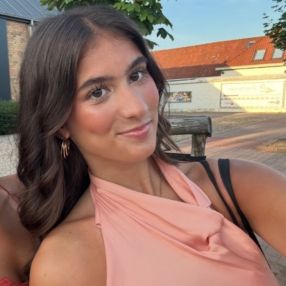 Maria, Babysit in Dilsen-Stokkem