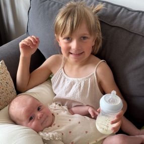 Florine, Famille à Mettet