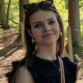 Femke, Babysit in Kampenhout