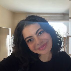 Farah, Babysitter in Gent