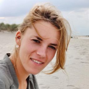 Femke, Babysitter à Evergem