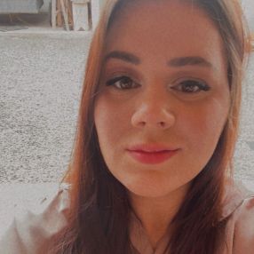 Andressa, Babysitter à Asse