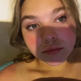 Chinouk, Babysit in Destelbergen