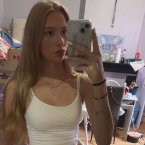 Amber, Babysitter à Zwijndrecht