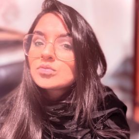 Nayab, Babysit in Ronse