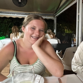 Jana, Babysitter à Londerzeel