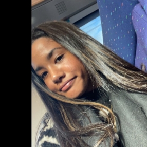 Yassmin, Babysit in Knokke-Heist