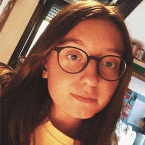 Chloé, Babysitter à Fernelmont
