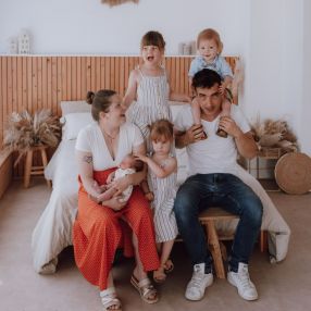 Laura, Famille à Merksplas