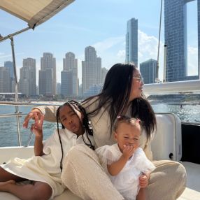 Shanice, Gezin in Schoten