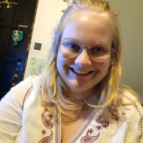 Eleonore, Babysit in Villers-le-Bouillet