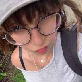 Nolwenn, Babysit in Amay