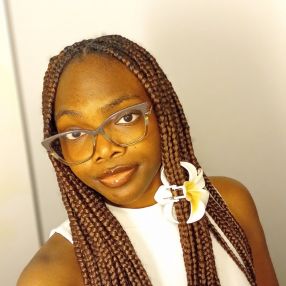 Dominique Danielle, Babysitter in Ninove