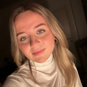 Lara, Babysit in Attenhoven