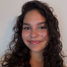 Ana, Babysit in Tongeren