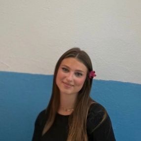 Lina, Babysit in Saint-Ghislain