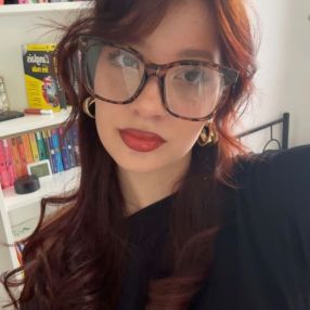 Talia, Babysitter à Boussu