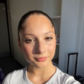 Amelia, Babysit in Thimister-Clermont