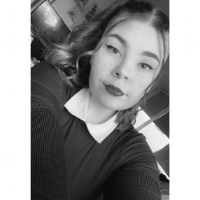 Roxanne, Babysitter à Aubange