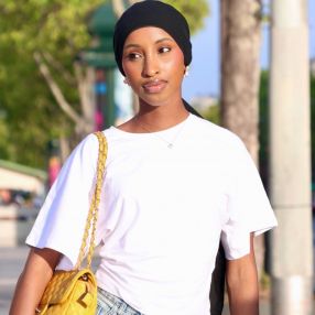 Mouna, Babysit in Diepenbeek