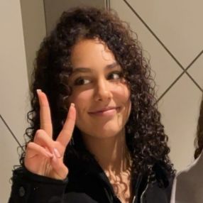 Naila, Babysitter à Gooik