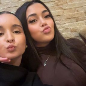 Lina, Babysit in Schelle