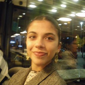 Daanya, Babysit in Leuven