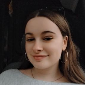 Masha, Babysitter à Ichtegem