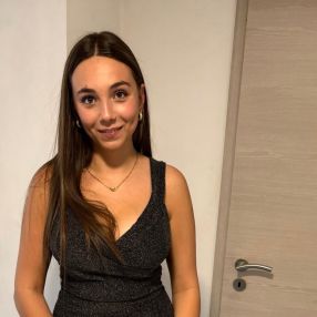 Manon, Babysitter à Anthisnes