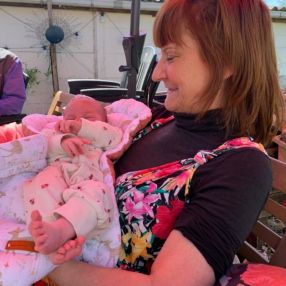 Bénédicte et Eden, Babysitter à Charleroi