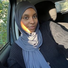Anas fn, Babysitter in Turnhout