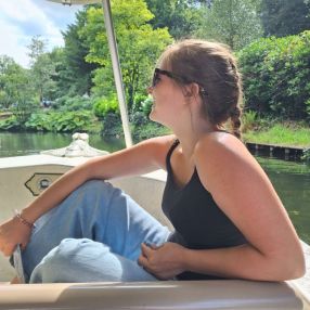 Iluna, Babysit in Maldegem