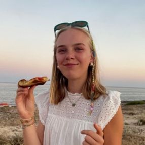 Elena, Babysitter à Balen