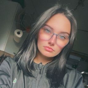 Maurine, Babysitter à Châtelet