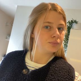 Klara, Babysit in Zedelgem