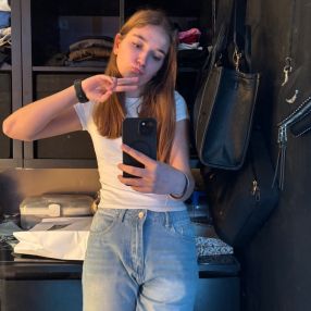 Lilou, Babysit in Aubange