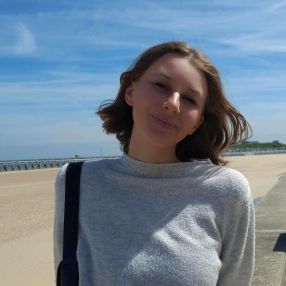 Elien, Babysitter à Boom