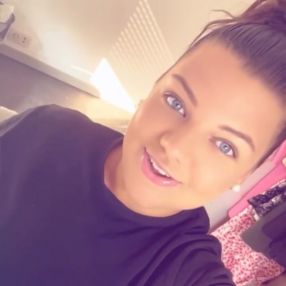 Méline, Babysitter à Quaregnon