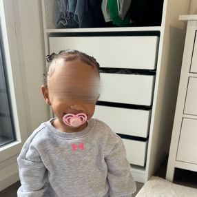 Dounia, Babysit in Oudsbergen